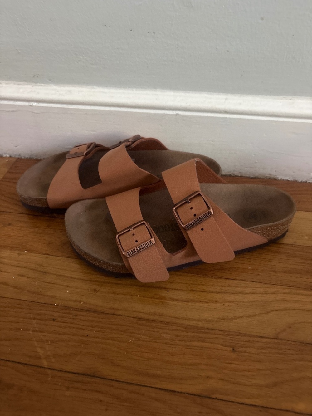 Birkenstock Arizona Sandals Rose Gold Copper Women’s EU 38 US 7-7.5